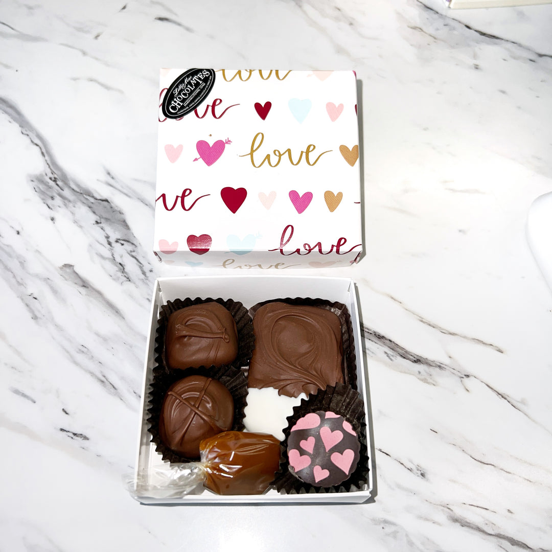 Small Valentine's Assorted Chocolate Box - 5 pcs